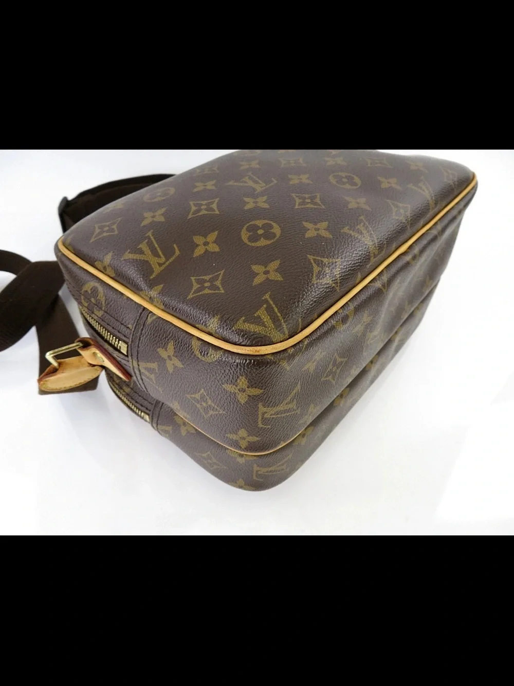 Louis Vuitton Monogram Canvas Messenger Bag in Brown and Tan